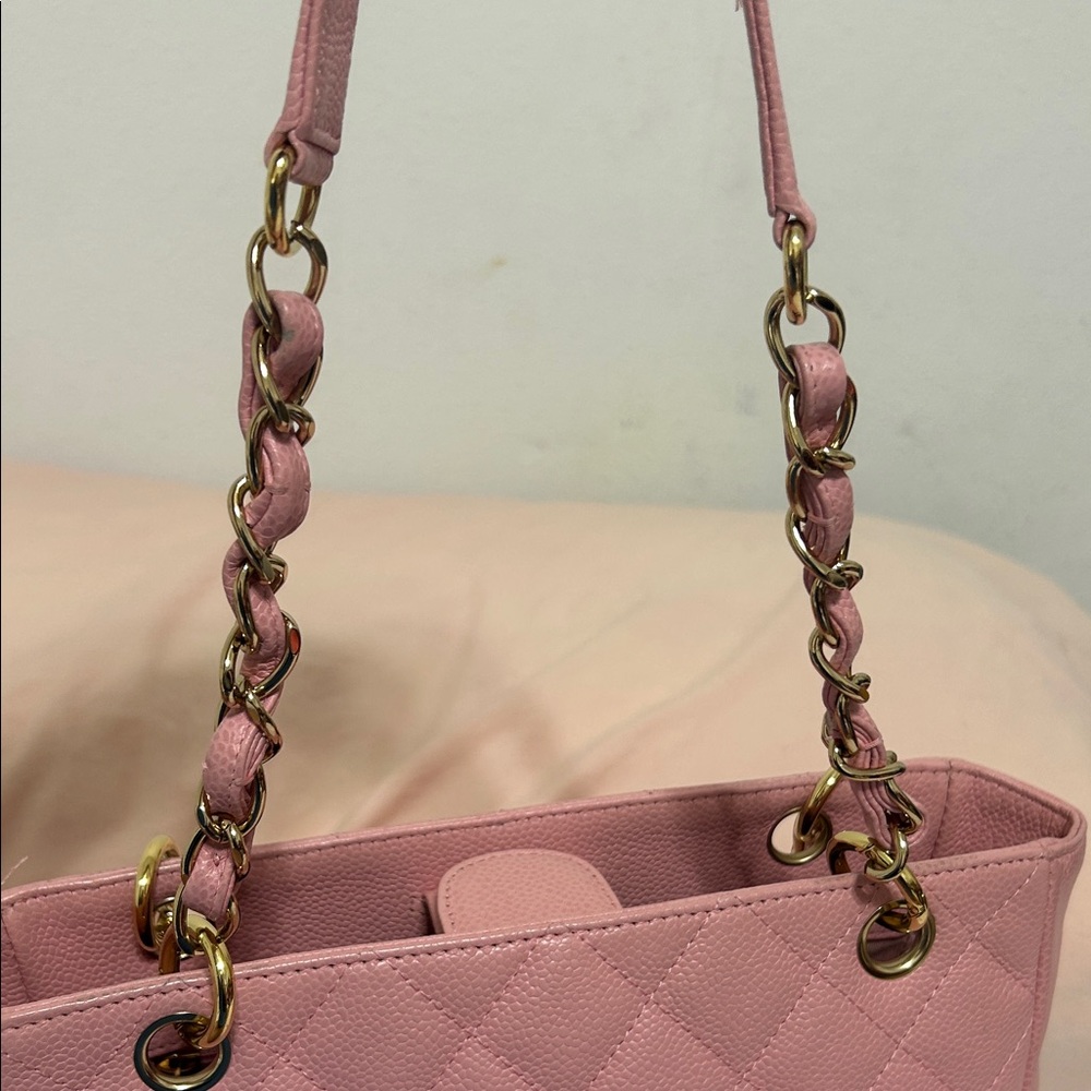Chanel Pink Quilted Shoulder Bag - Picture 9 of 16